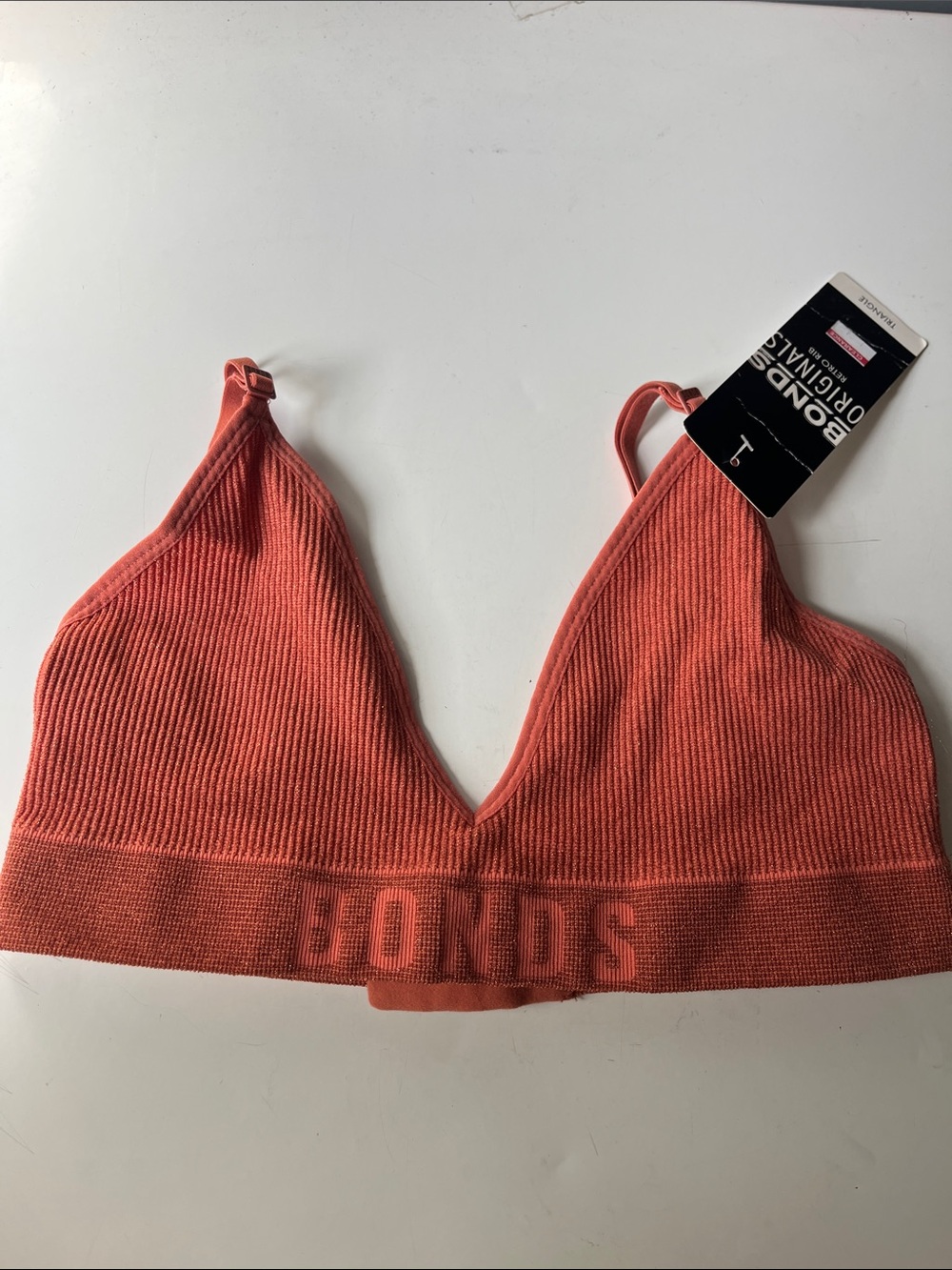 3/$15. NWT Ladies bra M
